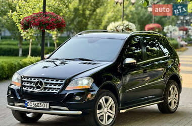 Внедорожник / Кроссовер Mercedes-Benz M-Class 2009 в 