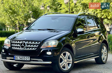 Внедорожник / Кроссовер Mercedes-Benz M-Class 2009 в 