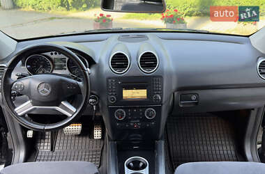 Внедорожник / Кроссовер Mercedes-Benz M-Class 2009 в 