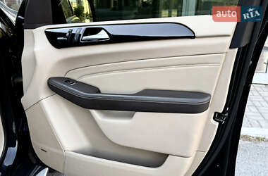 Внедорожник / Кроссовер Mercedes-Benz M-Class 2012 в 