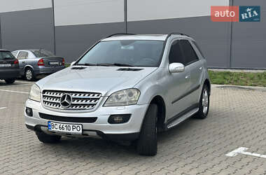 Внедорожник / Кроссовер Mercedes-Benz M-Class 2005 в 