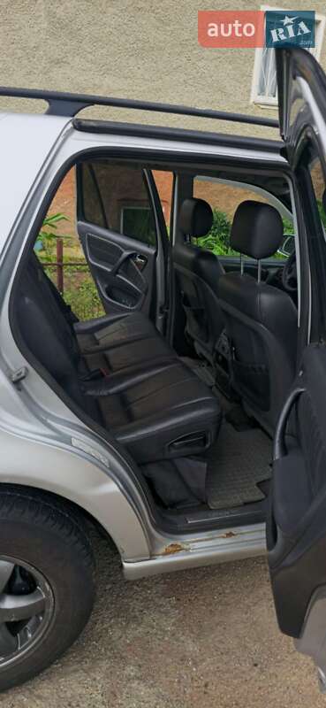 Внедорожник / Кроссовер Mercedes-Benz M-Class 2002 в Ивано-Франковске