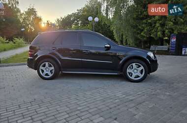 Внедорожник / Кроссовер Mercedes-Benz M-Class 2006 в 