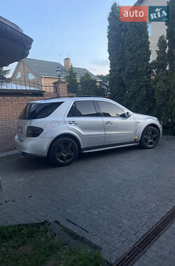 Внедорожник / Кроссовер Mercedes-Benz M-Class 2007 в 