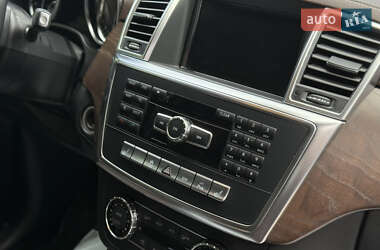 Внедорожник / Кроссовер Mercedes-Benz M-Class 2013 в 