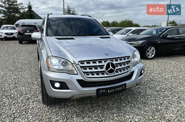 Внедорожник / Кроссовер Mercedes-Benz M-Class 2010 в 