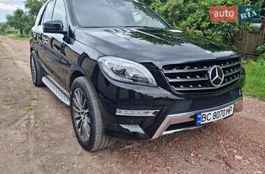 Внедорожник / Кроссовер Mercedes-Benz M-Class 2012 в 