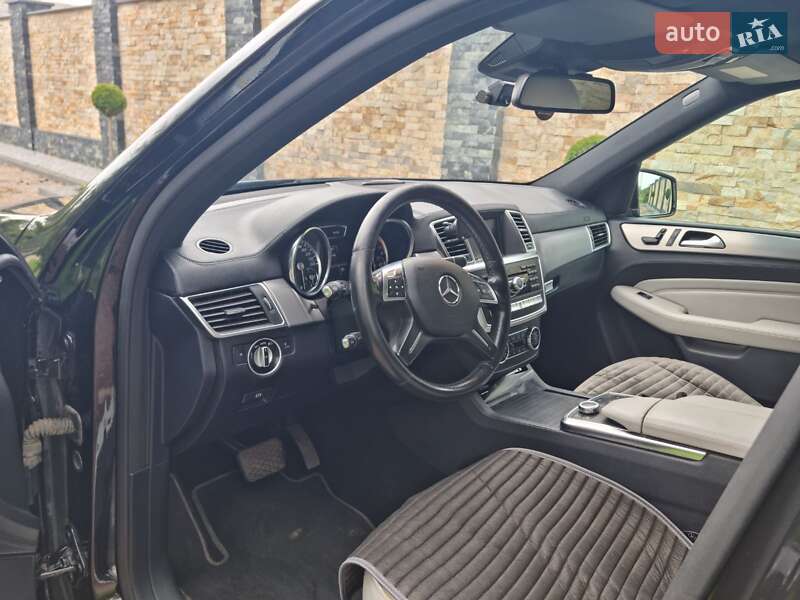 Позашляховик / Кросовер Mercedes-Benz M-Class 2012 в Нововолинську