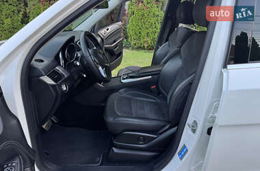 Внедорожник / Кроссовер Mercedes-Benz M-Class 2011 в 