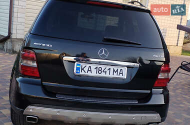 Внедорожник / Кроссовер Mercedes-Benz M-Class 2005 в 