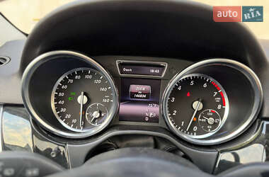 Внедорожник / Кроссовер Mercedes-Benz M-Class 2015 в 