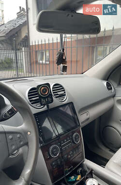 Внедорожник / Кроссовер Mercedes-Benz M-Class 2007 в 