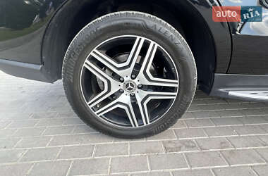 Позашляховик / Кросовер Mercedes-Benz M-Class 2013 в 