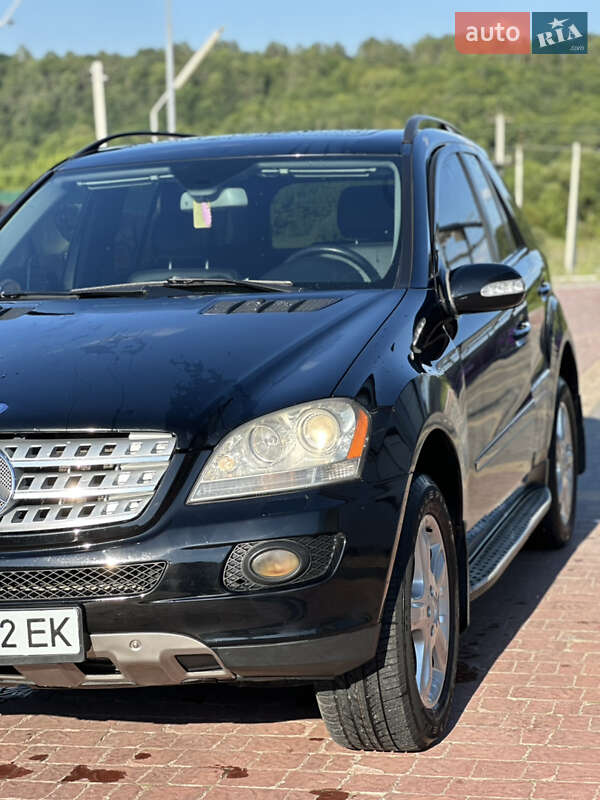 Mercedes-Benz M-Class 2008
