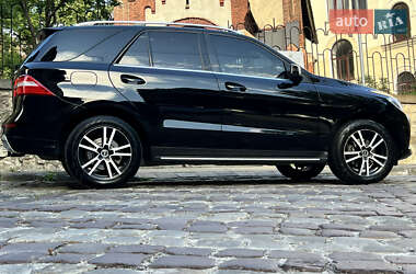 Внедорожник / Кроссовер Mercedes-Benz M-Class 2015 в Львове