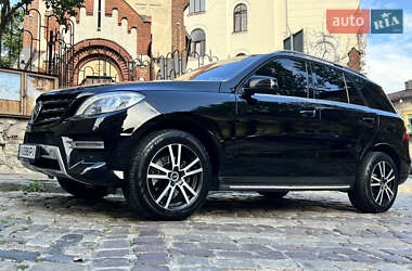 Позашляховик / Кросовер Mercedes-Benz M-Class 2015 в 