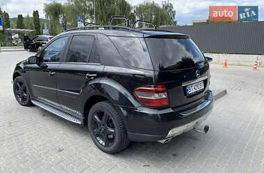 Внедорожник / Кроссовер Mercedes-Benz M-Class 2006 в 