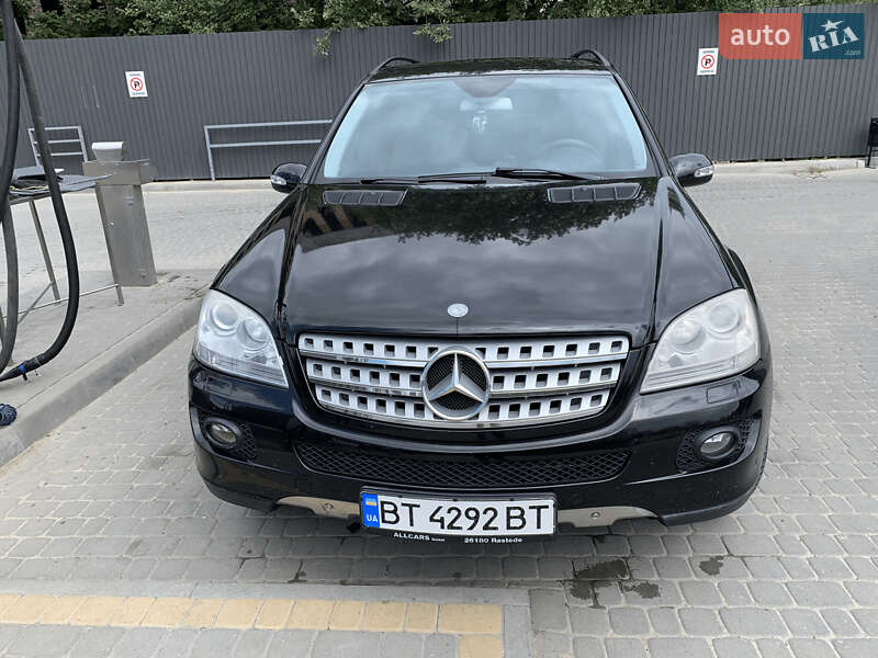 Внедорожник / Кроссовер Mercedes-Benz M-Class 2006 в Львове фото 5 Внедорожник / Кроссовер Mercedes-Benz M-Class 2006 в Львове