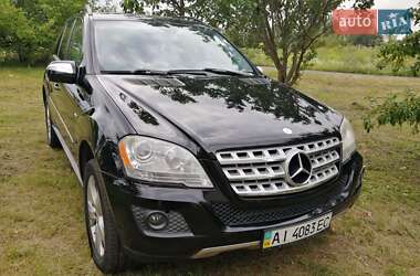 Внедорожник / Кроссовер Mercedes-Benz M-Class 2010 в 