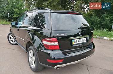 Внедорожник / Кроссовер Mercedes-Benz M-Class 2010 в 