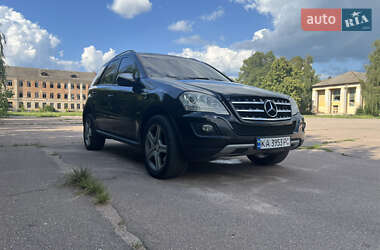 Внедорожник / Кроссовер Mercedes-Benz M-Class 2009 в 