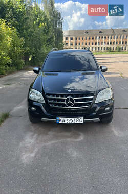 Внедорожник / Кроссовер Mercedes-Benz M-Class 2009 в 
