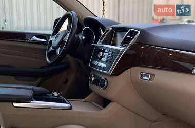 Внедорожник / Кроссовер Mercedes-Benz M-Class 2012 в 