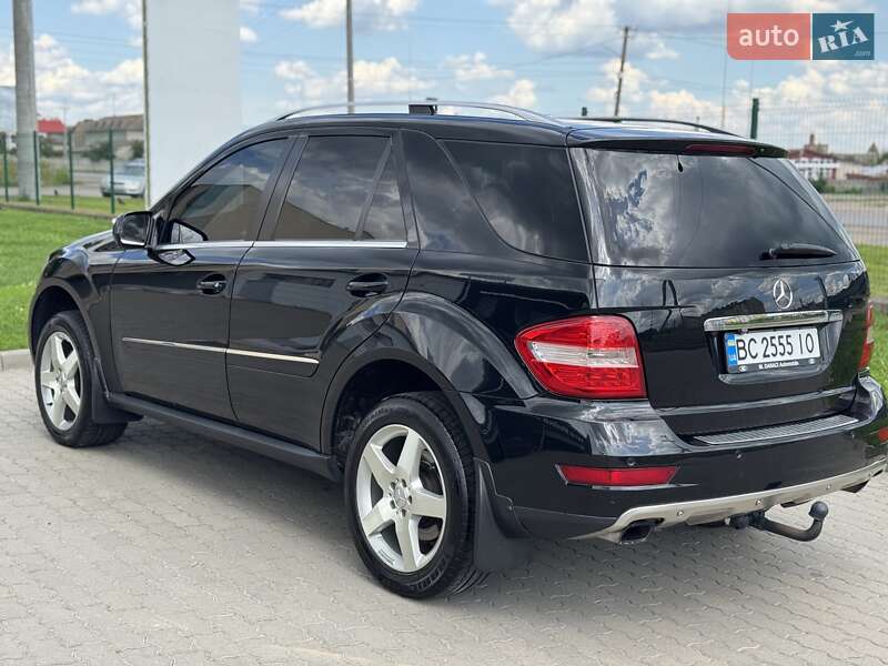 Внедорожник / Кроссовер Mercedes-Benz M-Class 2009 в Радехове фото 4 Внедорожник / Кроссовер Mercedes-Benz M-Class 2009 в Радехове