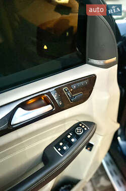 Внедорожник / Кроссовер Mercedes-Benz M-Class 2014 в 