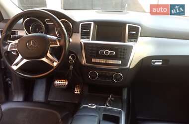 Внедорожник / Кроссовер Mercedes-Benz M-Class 2012 в 