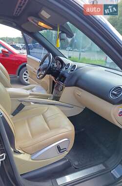 Внедорожник / Кроссовер Mercedes-Benz M-Class 2009 в 