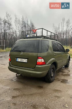 Внедорожник / Кроссовер Mercedes-Benz M-Class 2000 в 