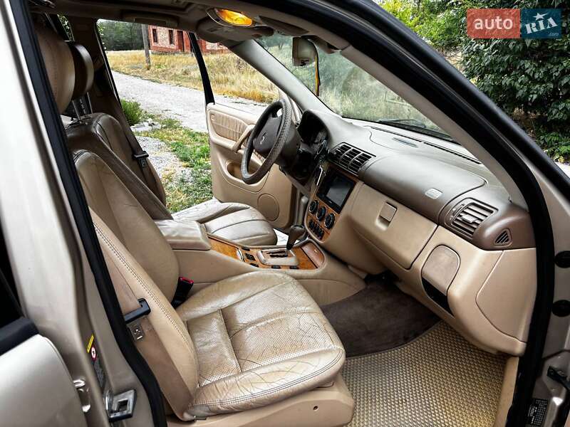 Внедорожник / Кроссовер Mercedes-Benz M-Class 2004 в Запорожье фото 5 Внедорожник / Кроссовер Mercedes-Benz M-Class 2004 в Запорожье