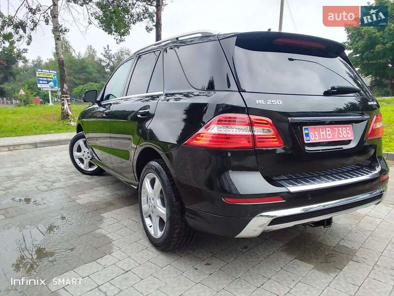Внедорожник / Кроссовер Mercedes-Benz M-Class 2013 в Львове