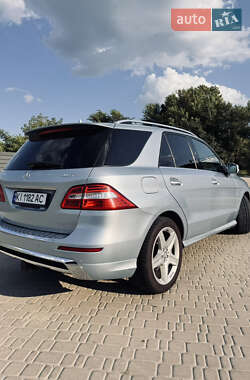 Внедорожник / Кроссовер Mercedes-Benz M-Class 2014 в 