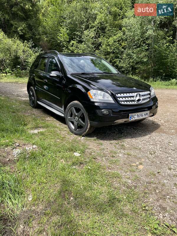 Позашляховик / Кросовер Mercedes-Benz M-Class 2008 в Славському