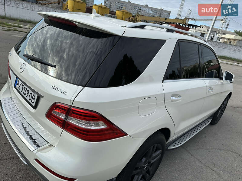 Внедорожник / Кроссовер Mercedes-Benz M-Class 2012 в Днепре