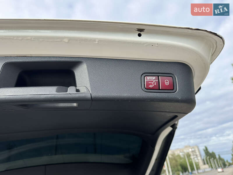 Внедорожник / Кроссовер Mercedes-Benz M-Class 2012 в Днепре