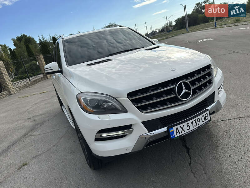 Внедорожник / Кроссовер Mercedes-Benz M-Class 2012 в Днепре