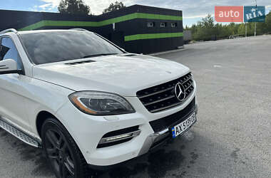 Внедорожник / Кроссовер Mercedes-Benz M-Class 2012 в 