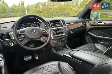 Внедорожник / Кроссовер Mercedes-Benz M-Class 2012 в 