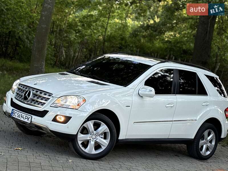 Внедорожник / Кроссовер Mercedes-Benz M-Class 2009 в Львове