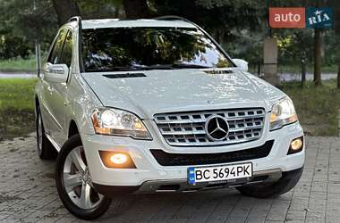 Внедорожник / Кроссовер Mercedes-Benz M-Class 2009 в 