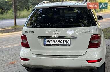 Внедорожник / Кроссовер Mercedes-Benz M-Class 2009 в 