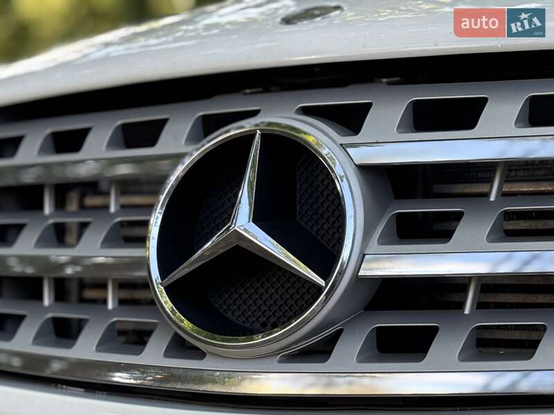 Внедорожник / Кроссовер Mercedes-Benz M-Class 2009 в Львове