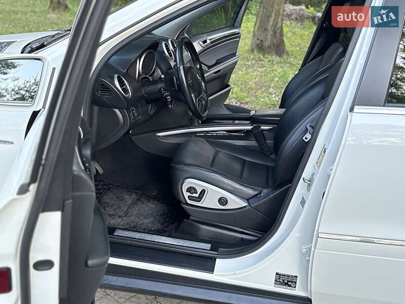 Внедорожник / Кроссовер Mercedes-Benz M-Class 2009 в Львове