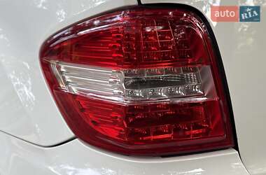 Внедорожник / Кроссовер Mercedes-Benz M-Class 2009 в 