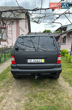 Внедорожник / Кроссовер Mercedes-Benz M-Class 2003 в 