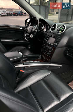 Внедорожник / Кроссовер Mercedes-Benz M-Class 2010 в 