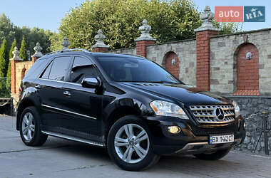 Внедорожник / Кроссовер Mercedes-Benz M-Class 2010 в 